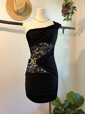 USA De More Y2K Black Stretchy Lace One Shoulder Gold Buckle Dress Size XS